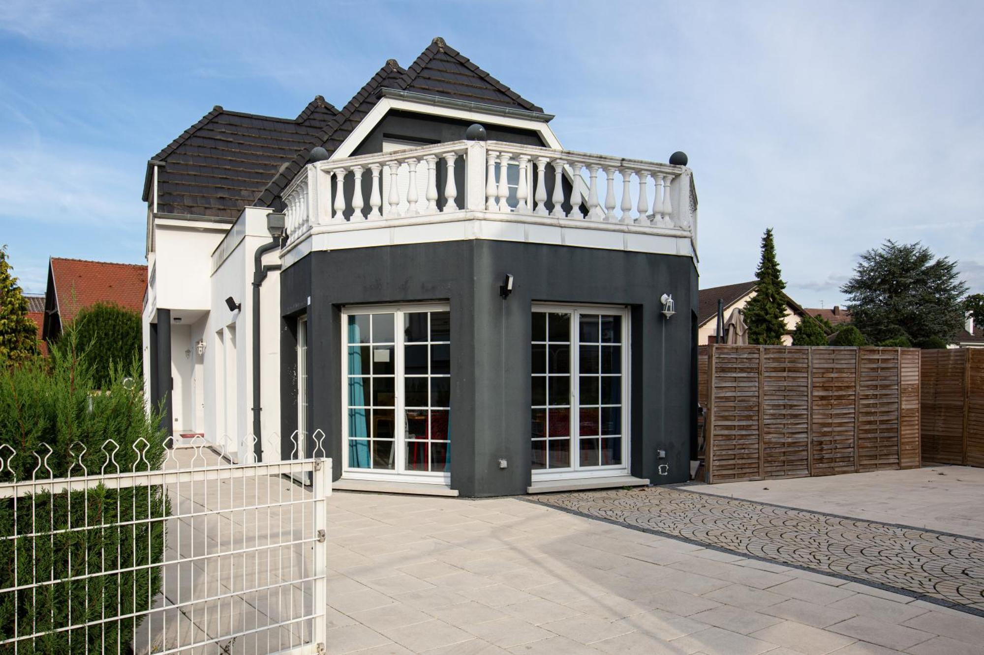 Gites Spa Strasbourg - Villa Ours - Spa Prive, Sauna, Borne D'Arcade, Babyfoot Ittenheim Eksteriør billede