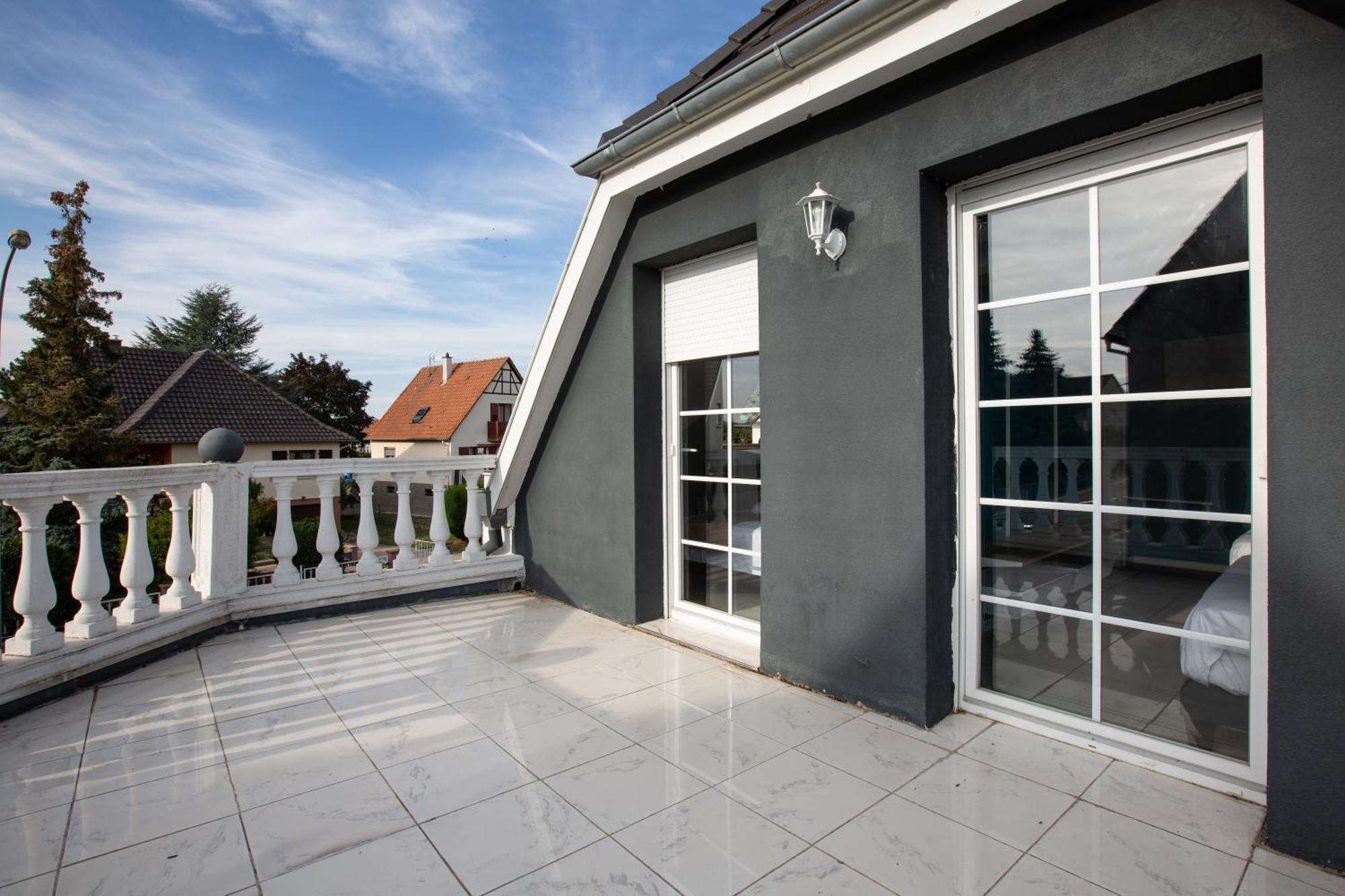 Gites Spa Strasbourg - Villa Ours - Spa Prive, Sauna, Borne D'Arcade, Babyfoot Ittenheim Eksteriør billede