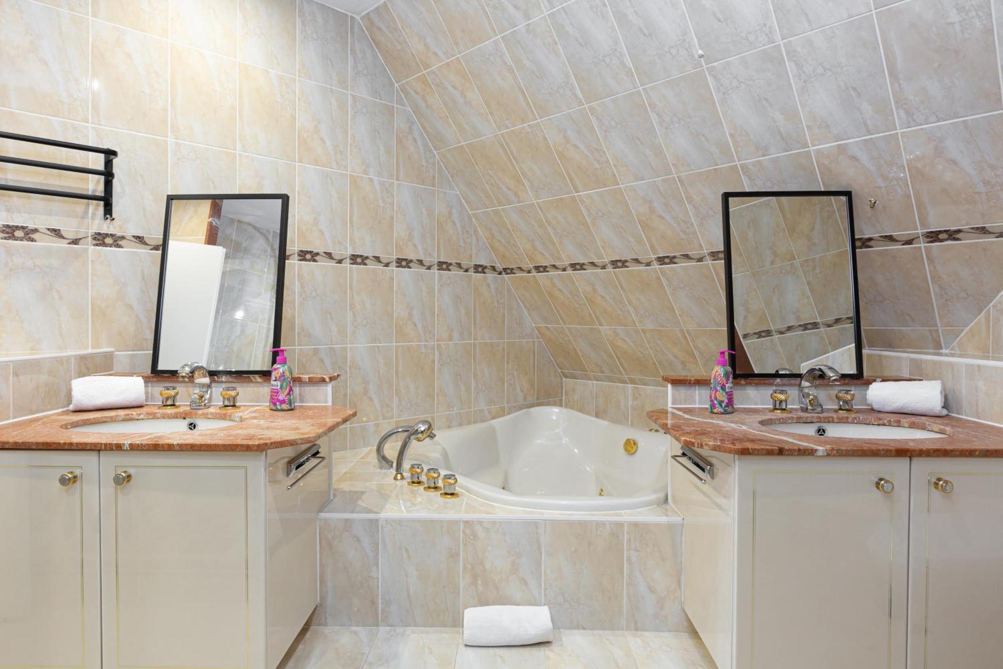 Gites Spa Strasbourg - Villa Ours - Spa Prive, Sauna, Borne D'Arcade, Babyfoot Ittenheim Eksteriør billede