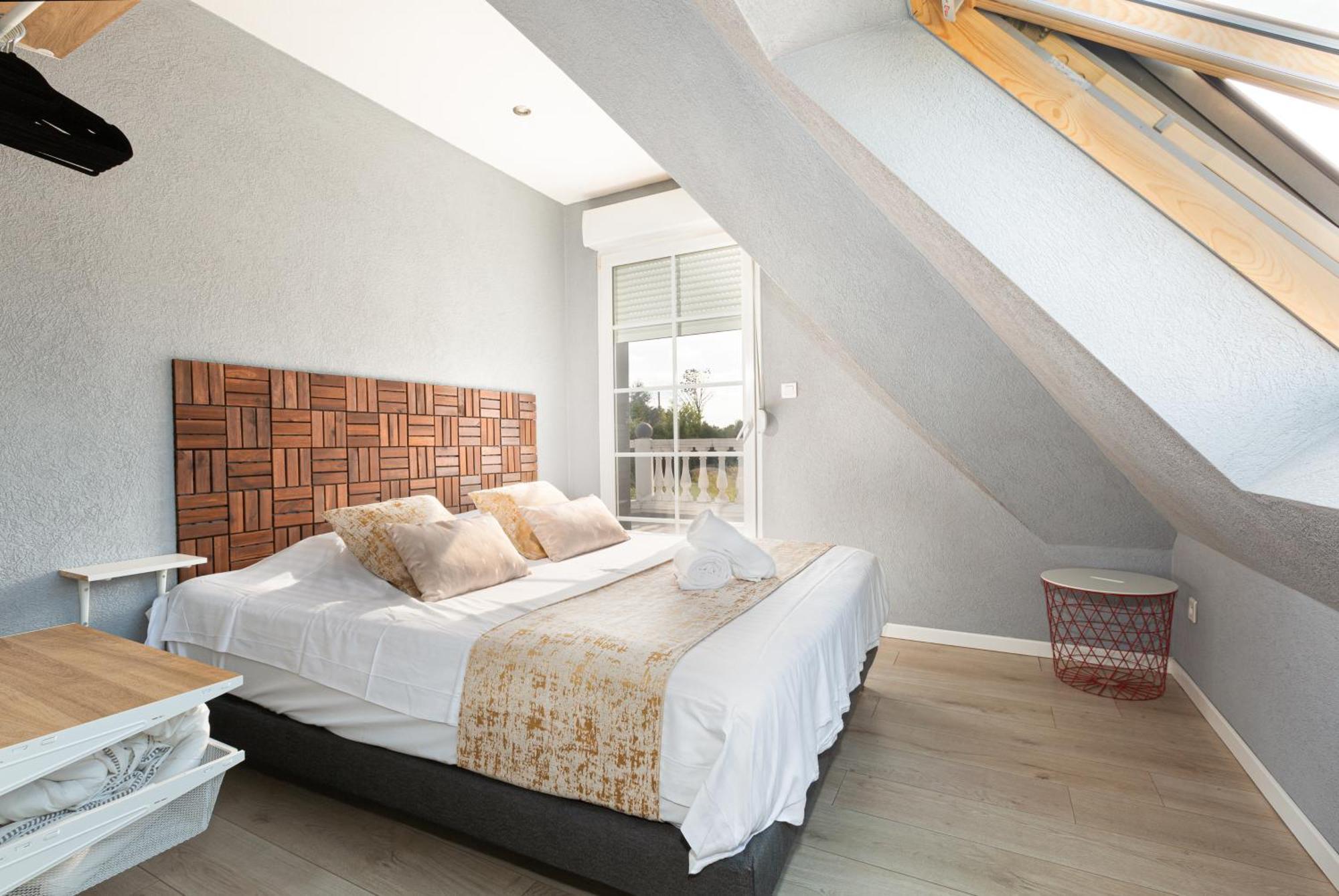 Gites Spa Strasbourg - Villa Ours - Spa Prive, Sauna, Borne D'Arcade, Babyfoot Ittenheim Eksteriør billede